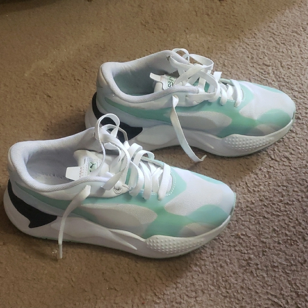 Puma Womens Sneakers in Mint and White - Picture 3 of 8